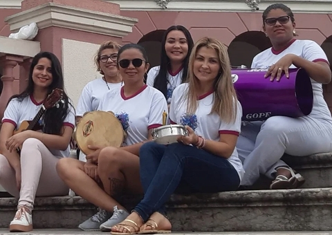 'Samba com as moças' agita Dia Nacional do Samba em Manaus