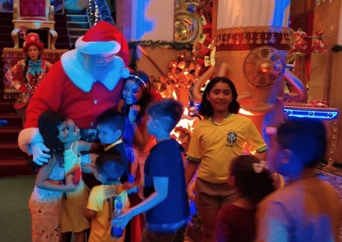 Agendamento para visitação na 'Casa do Biscoito' e 'Fábrica do Papai Noel' abre novas vagas