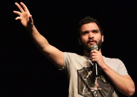 Humorista Tiago Santineli se apresenta em janeiro em Manaus