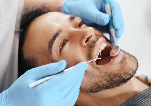 Todos precisam remover o dente do siso? Entenda
