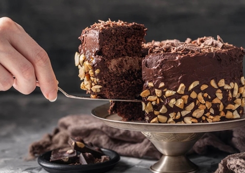 Compulsão e dependência: entenda os efeitos do açúcar no comportamento