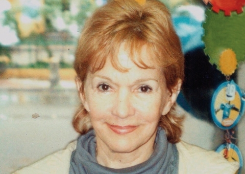 Ida Vicenzia mostra faces de Cecília Meireles em livro que será lançado neste sábado