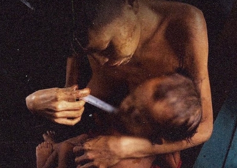 Entenda porque crianças yanomamis expelem vermes pela boca