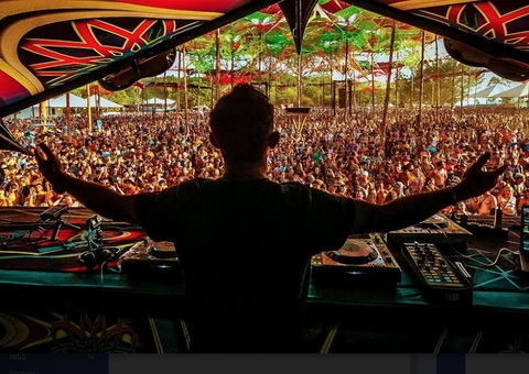 Carnatrance celebra 18 anos com festa com DJ internacional em Manaus