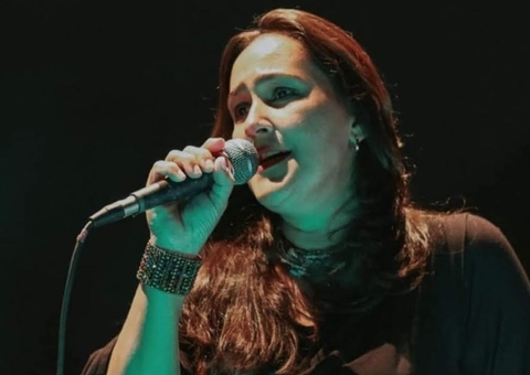 Com o show ‘Uma noite de Porão da Bossa’, Simone Ávila se apresenta neste sábado no Luar de Uaicurapá