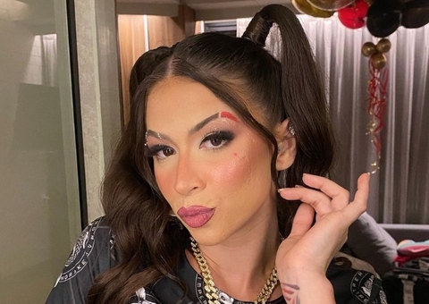 MC Pipokinha poderia ter sido presa por fazer sexo no palco, diz advogado