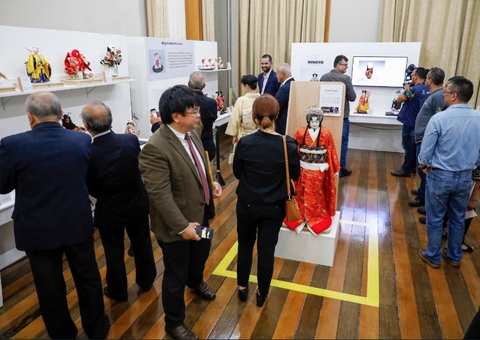 Exposição de bonecos japoneses encerra neste sábado em Manaus