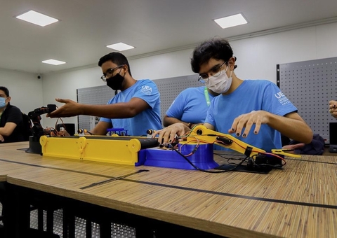 Academia Stem da UEA abre inscrições para mostra de tecnologia em Manaus; saiba como participar