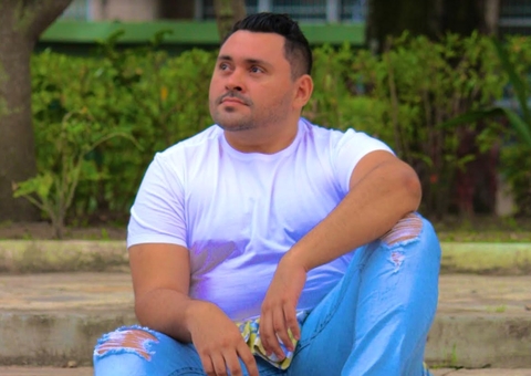 Diretor Wallace Abreu ministra oficina para artistas de teatro e cinema em Manaus