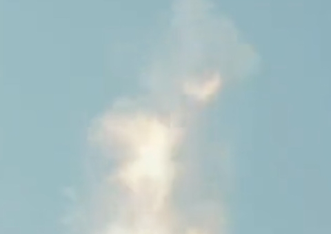 Foguete de Elon Musk explode após decolagem; veja vídeo