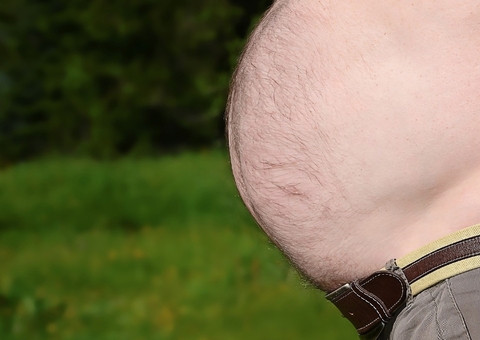 Saiba porque é mais difícil perder a barriga após os 40 anos