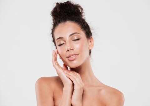 8 hábitos que deixam a pele bonita mas ninguém faz