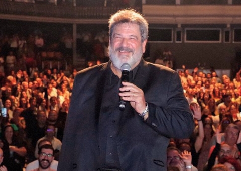 Mario Sérgio Cortela apresenta palestra 'Faça o seu Melhor' em Manaus