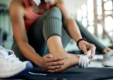 Veja 6 situações de saúde que podem provocar cãibras 