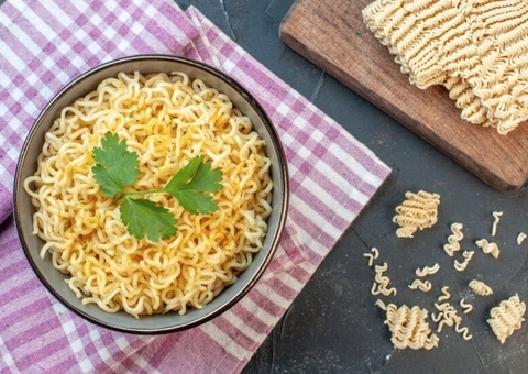 Consumo de ultraprocessados mata 57 mil pessoas por ano no Brasil