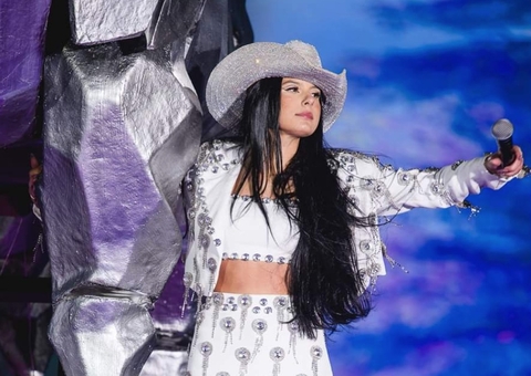 'Boiadeira' Ana Castela se apresenta pela primeira vez em Manaus