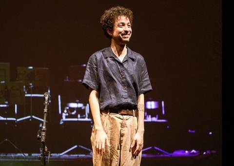 Cícero anuncia show 'Concerto 1' no Teatro Amazonas