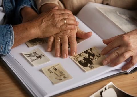 Dia Mundial do Alzheimer: especialista alerta sobre os primeiros sinais da doença