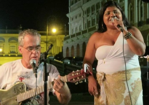 Márcia Siqueira, David Assayag e outros artistas interpretam canções de Sidney Rezende no Teatro Manauara