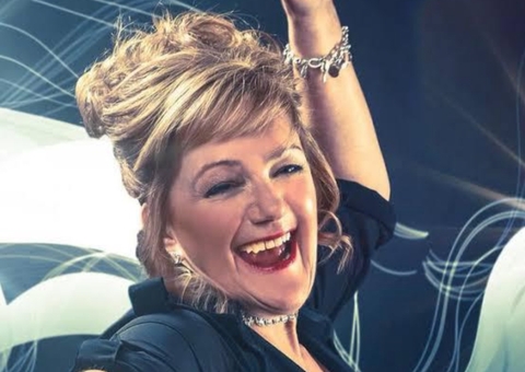 Atração internacional Nicki French faz show inédito no Flash Back Day em novembro