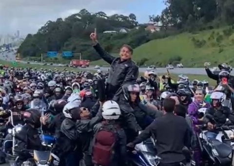 Bolsonaro afirma que acordo entre TSE e WhatsApp não será cumprido