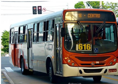 Linha de ônibus é retirada temporariamente de circulação em Manaus