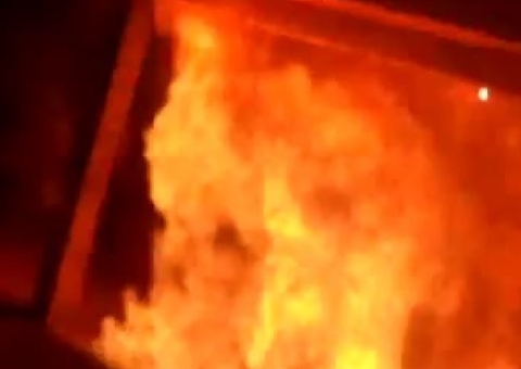 Facções tocam terror com tiros e incêndio na prefeitura de Careiro Castanho