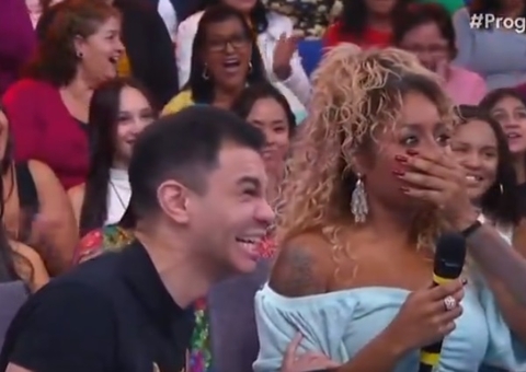 Cariúcha ‘mata’ Ney Matogrosso ao vivo; vídeo