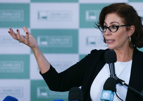 Prisão de Carla Zambelli é mantida pela Justiça da Itália