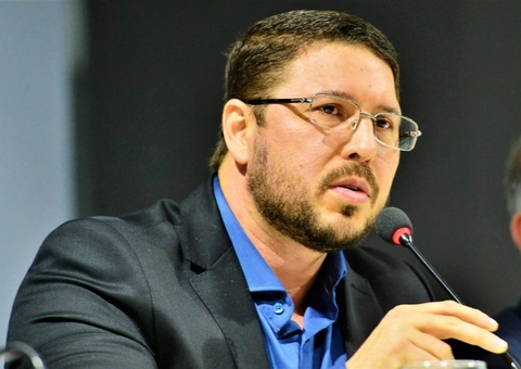 Decisão sobre impugnação da filiação de Carlos Almeida fica para janeiro