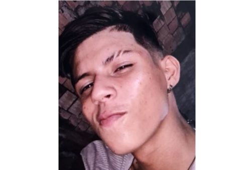 Jovem sai para comemorar aniversário e desaparece em Manaus
