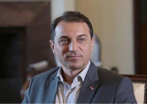 Governador de SC é afastado por compra de respiradores nunca entregues