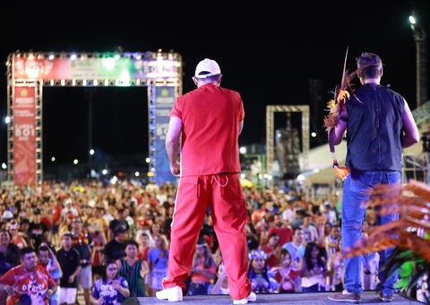 Segunda noite de Carnaboi tem shows de Sebastião Jr e Arlindo Neto em Manaus
