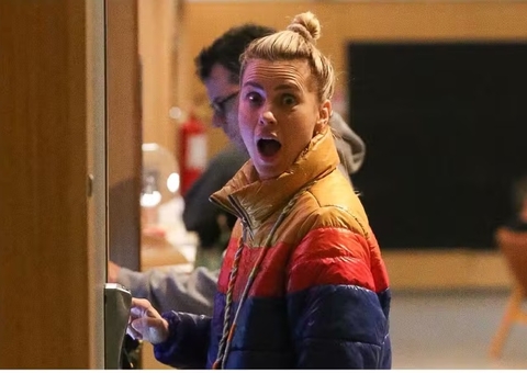 Foto de Carolina Dieckmann de cara limpa viraliza e atriz rebate sobre botox