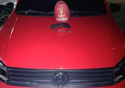 'Patroa do crime' é presa após usar faca  para roubar carro em Manaus