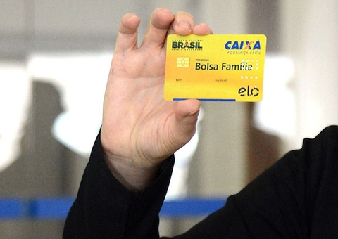 Saiba quais beneficiários do Bolsa Família recebem auxílio emergencial hoje
