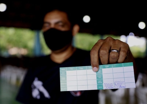Saiba como acessar cartão de vacinação online para apresentar em bares de Manaus