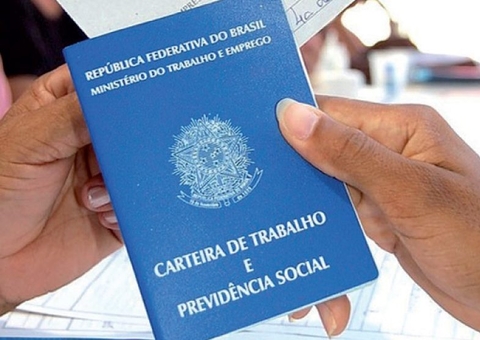 Cozinheiro, farmacêutico e mais; confira vagas de emprego abertas em Manaus