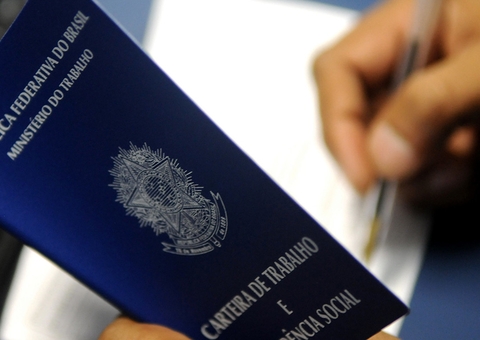 Recepcionista e mais: veja as 60 vagas do Sine Amazonas para esta terça