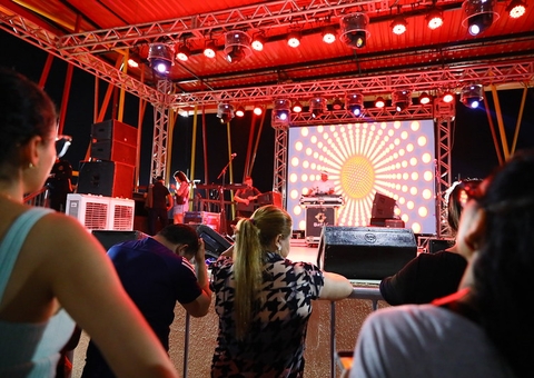 'Tardezinha' da Casa de Praia Zezinho Corrêa terá quatro atrações neste fim de semana em Manaus