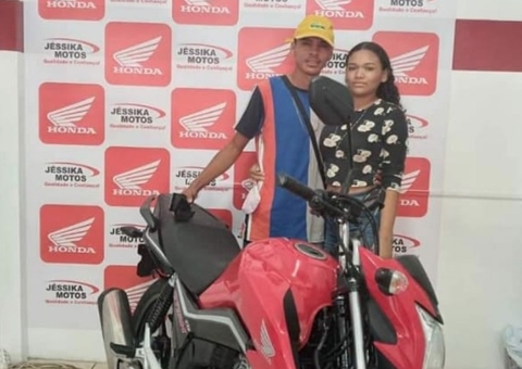 Jovens morrem em grave acidente 1 mês após comprar motocicleta em Manaus 