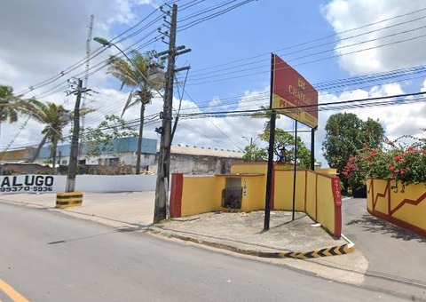 Homem morre na frente da namorada em motel de Manaus
