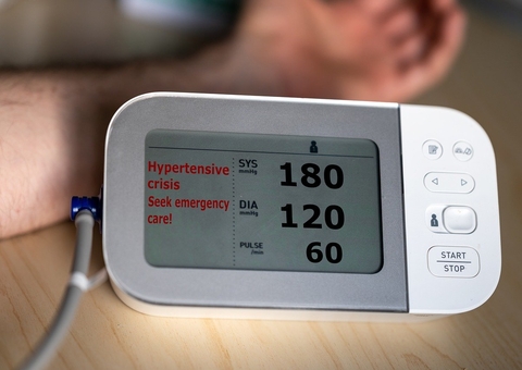 51 milhões de brasileiros são hipertensos, cardiologista faz alerta