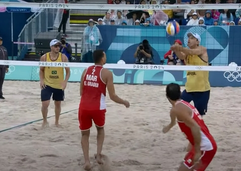 Brasil estreia no vôlei de praia com vitória de 2 a 0 contra marroquinos