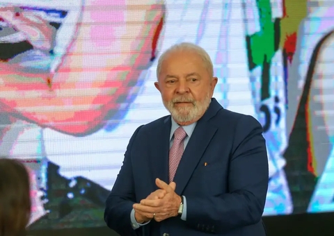 Lula lança projeto que destina ao menos 483 imóveis para moradia popular