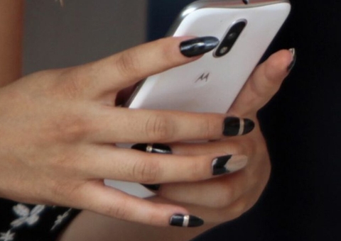 Consumidor assediado em telefone por Banco consegue anular contrato