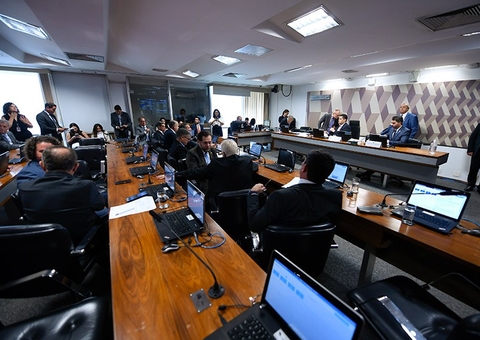 Comissão do Senado deve votar PEC sobre drogas nesta quarta-feira