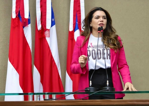 Alessandra Campêlo comemora maior votação em reeleição como deputada