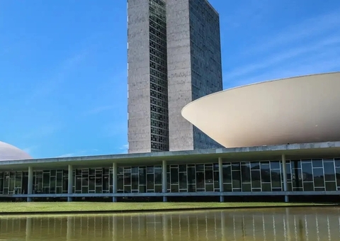 Câmara dos Deputados anuncia concurso para analista e técnico legislativo