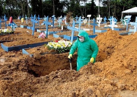 Manaus registra 31 enterros neste domingo; 8 por covid-19